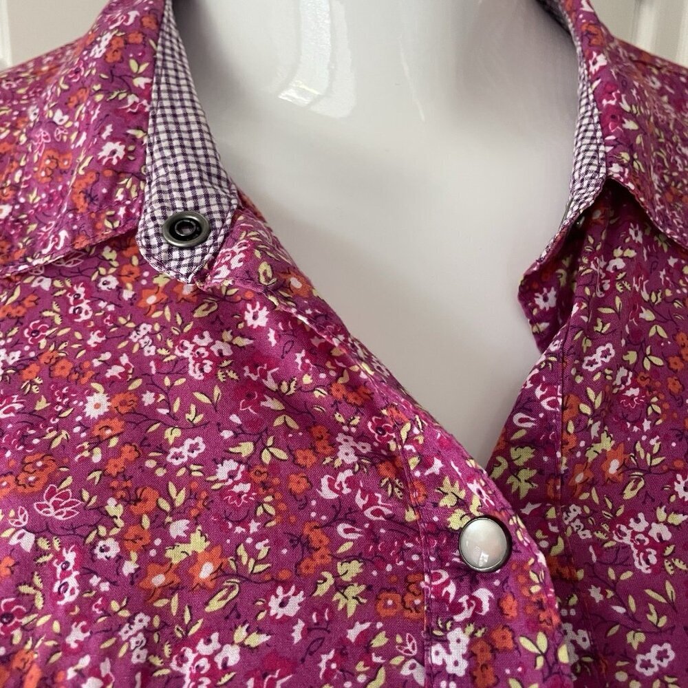 Old Navy Floral Long Sleeve Top With Pearl Snap Button Women's Size Medium - Picture 5 of 10